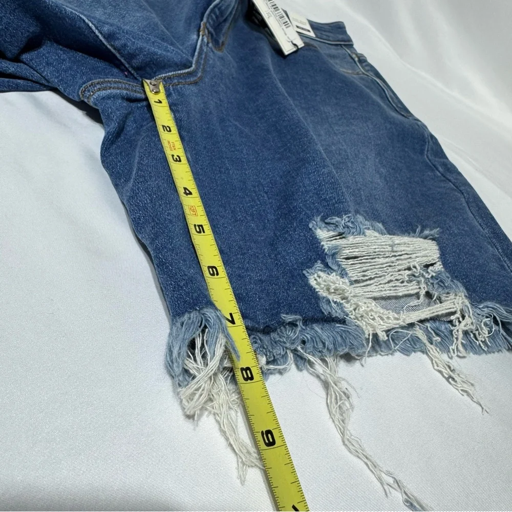 Judy Blue Womens Distressed Fray‎ Hem Denim Cut Off Shorts Mid Rise Size 1XL New